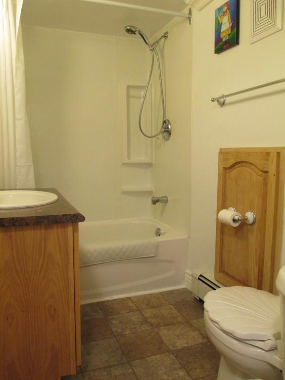 Comerford'S Ocean View Suites Holyrood Номер фото