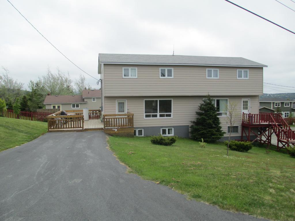 Comerford'S Ocean View Suites Holyrood Экстерьер фото