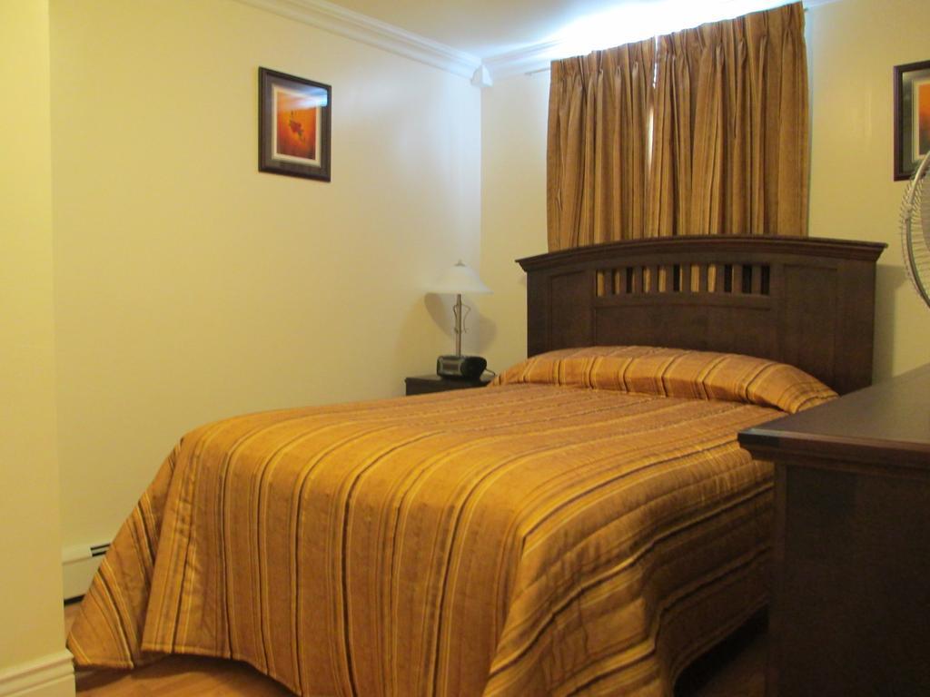 Comerford'S Ocean View Suites Holyrood Номер фото