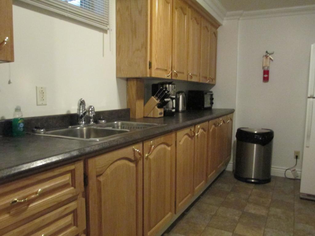 Comerford'S Ocean View Suites Holyrood Экстерьер фото