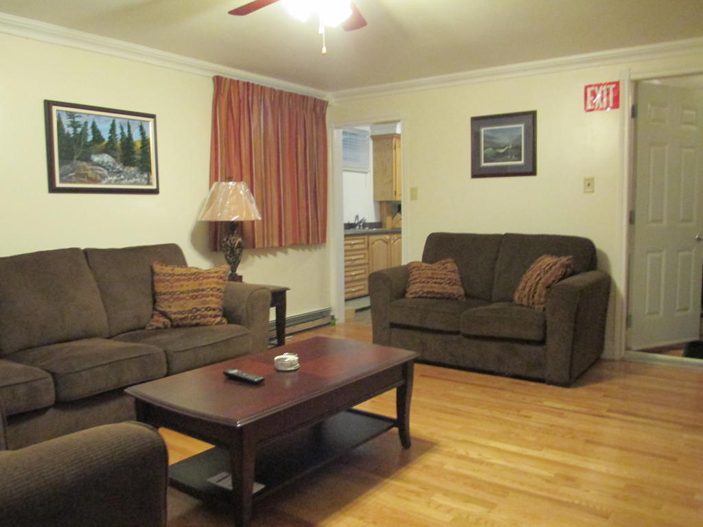 Comerford'S Ocean View Suites Holyrood Номер фото