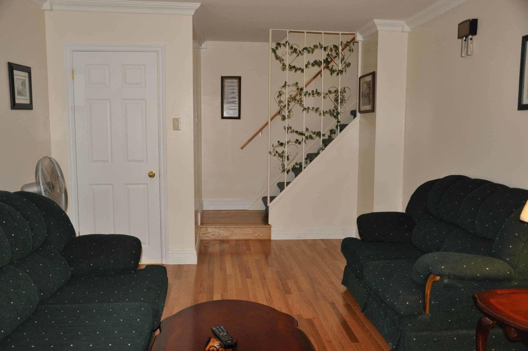 Comerford'S Ocean View Suites Holyrood Экстерьер фото